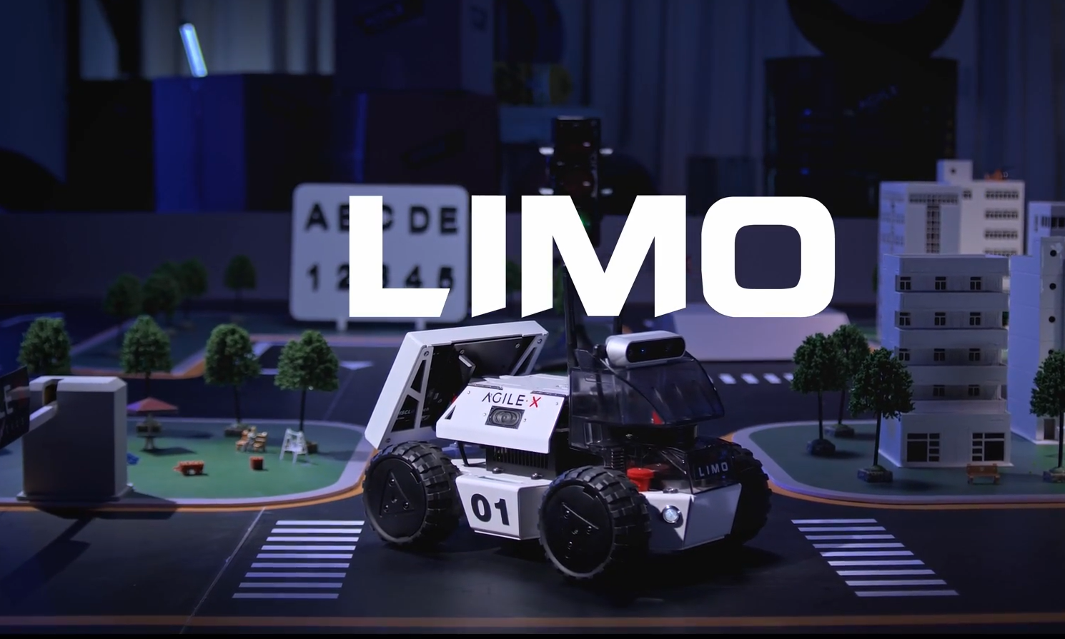 全球第一款集合四种运动模式于一体的机器人：LIMO